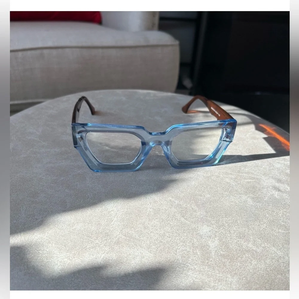 ✨NEW Stylish Blue Oversized Glasses